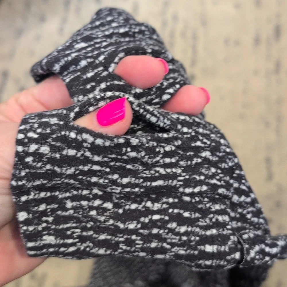 Lululemon Runderful Long Sleeve Knotted Jacquard Black White - Picture 10 of 10